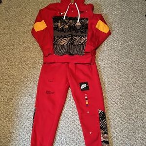 Nike sweatsuit